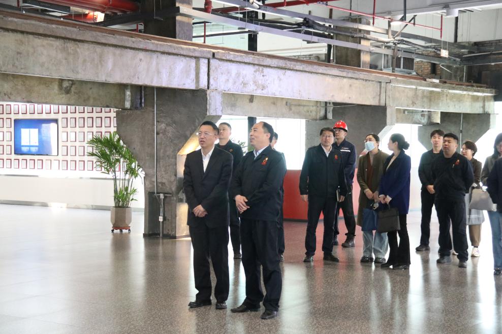 学校党委书记张继东带队赴多家企业访企拓岗